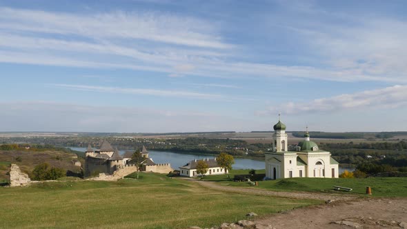 Church and fortress in Khotyn