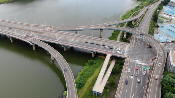 River Bridge Traffic