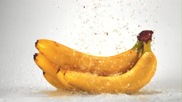 Super Slow Motion on Bananas Drop Water Droplets