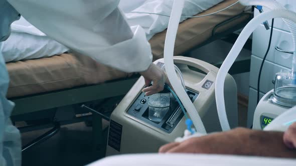 Medical Ventilation Machine Is Getting Managed By a Doctor