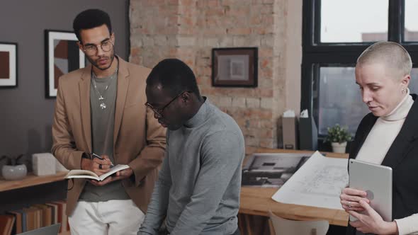 City Architects Looking at Layout