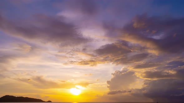 Beautiful 4K Time lapse of Majestic sunrise or sunset sky landscape Amazing light of nature