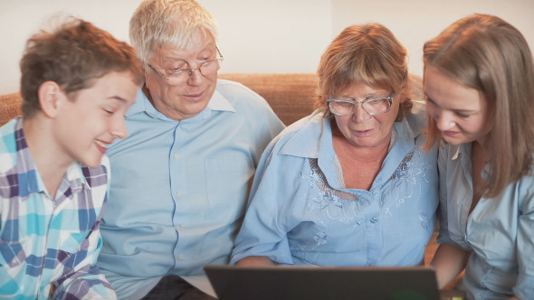 Family Discusses News