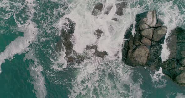 Amazing waves on a Reef