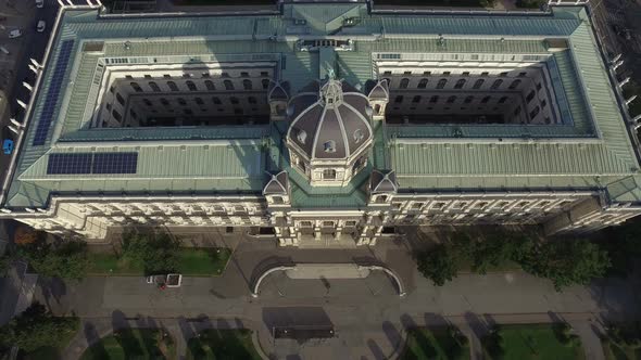 Aerial of Naturhistorisches Museum and surroundings