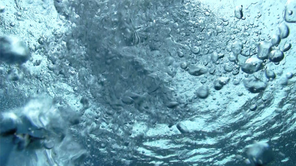 Air Bubbles in the Blue Water 720