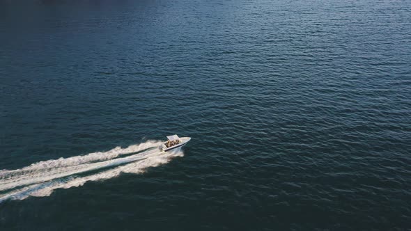 Ships Wake Top View