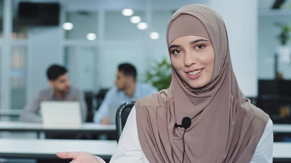 Closeup Beautiful Young Indian Arabic Businesswoman Using Modern Microphone Audio Equipment Involved