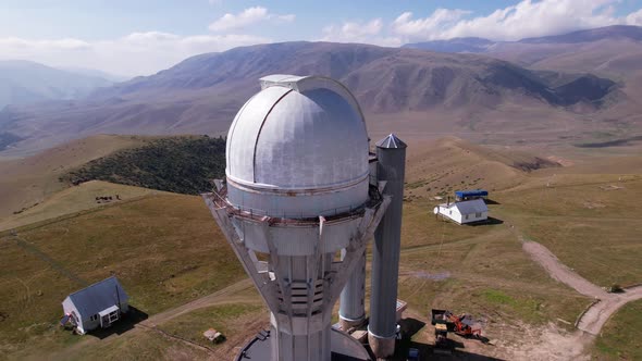 An Observatory with a Large Telescope