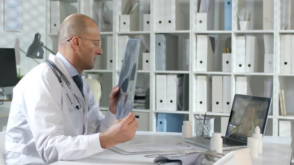 Talking to Patient by Video Call