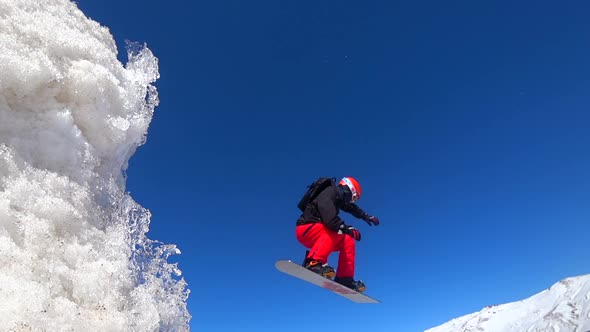 Snowboard Jumping