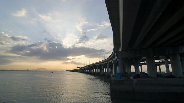 Timelapse ray over Penang Bridge.
