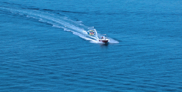 The Boat And The Sea alt