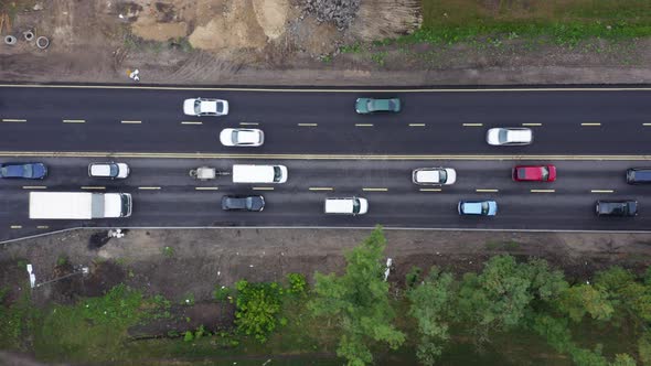 Direct view from above to the road traffic.