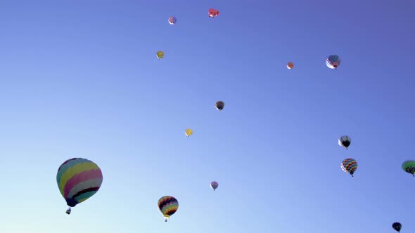 Collection of hot air balloons in Utah County, Utah alt