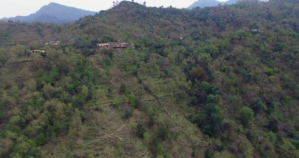 A house at the top of the hill making an horror impact.