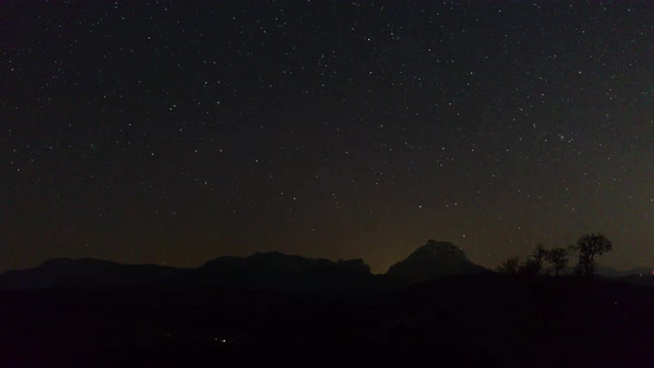 Night time lapse in the Mountains