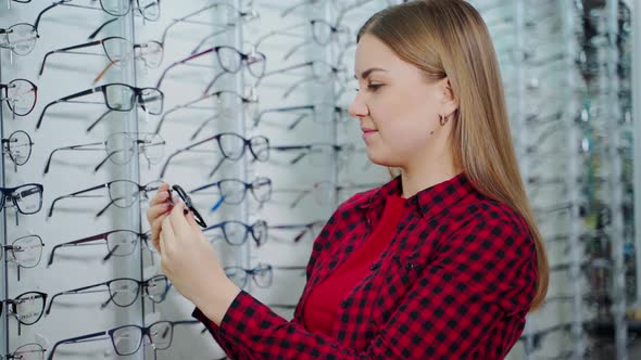 Female customer in the optical store