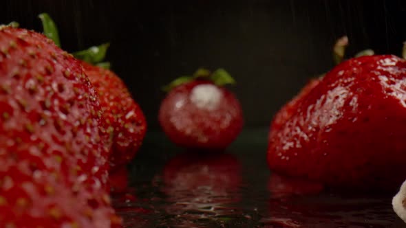 Rotten Strawberry (4K)