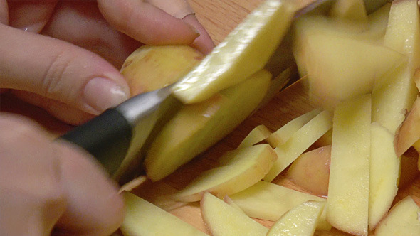 Peeled Potatoes Cut into Slices for Cooking 804