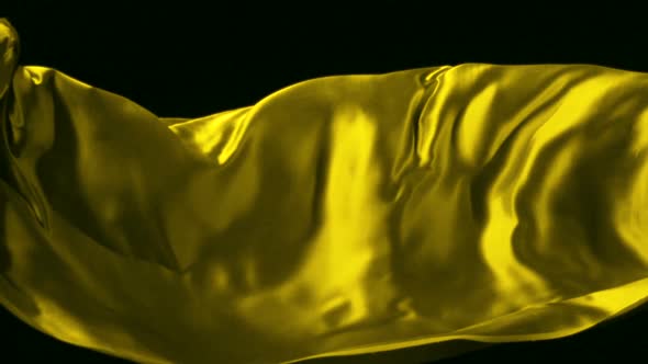 Yellow fabric, Slow Motion