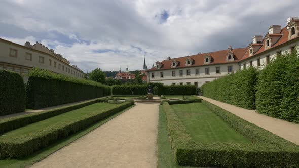 Wallenstein Garden, Prague