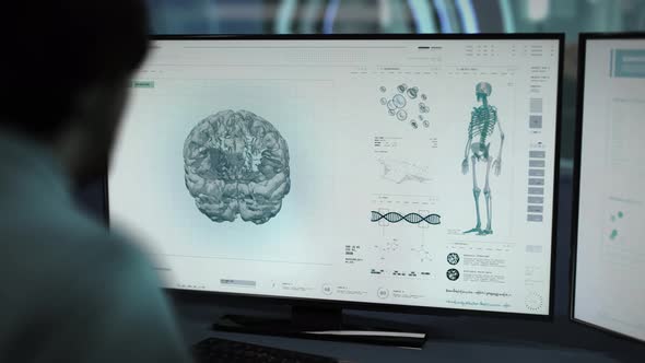 Medical monitoring system identifies dangerous tumor in the patients brain alt