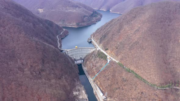 Hydroelectric Plant and Dam, Lake Weir