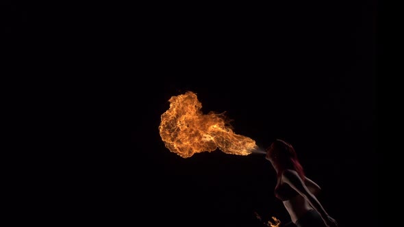 Fire performer, Slow Motion
