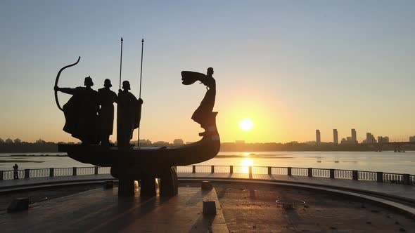 Symbol of Kyiv  a Monument To the Founders of the City in the Morning at Dawn