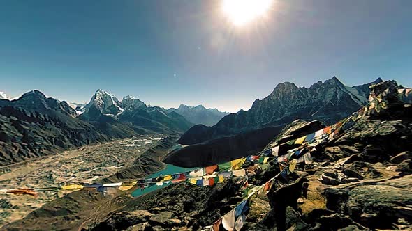 360 VR Gokyo Ri Mountain Top