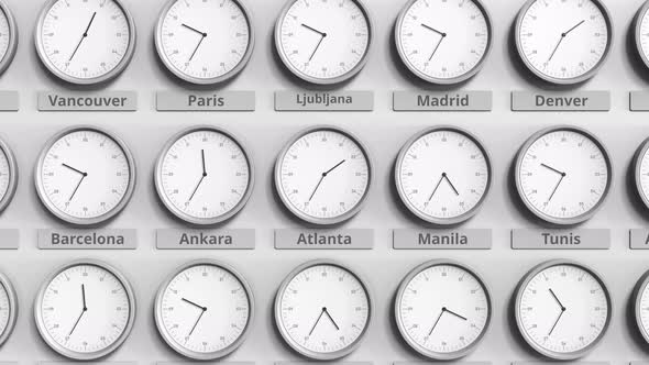 Round Clock Showing Atlanta Time Within World Time Zones