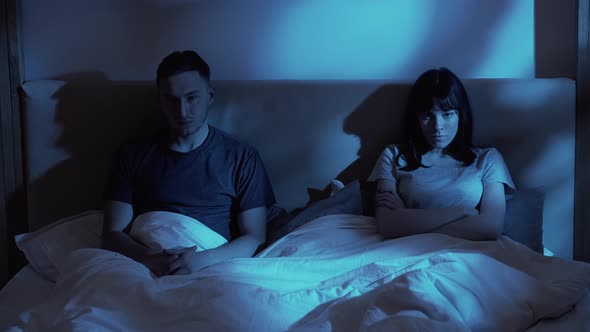 Couple Problem Night Conflict Mad Ignoring in Bed