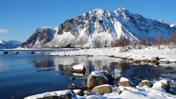 Winter Nothern Mountains And Ocean 9