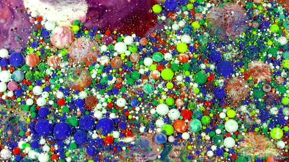 Colorful Ink Spheres on Oil 37 alt