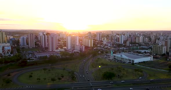 Bauru city aerial shot avenue Nações Unidas.