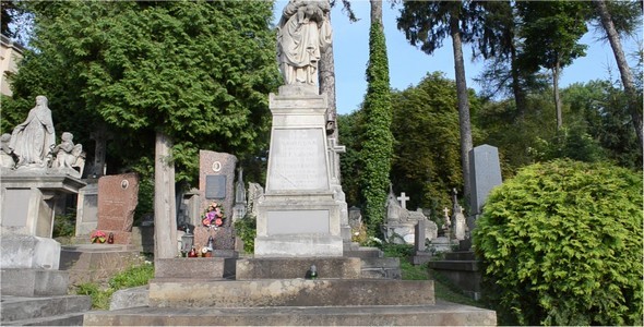 Cemetery 19