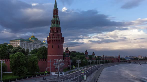 Traffic near the Moscow Kremlin