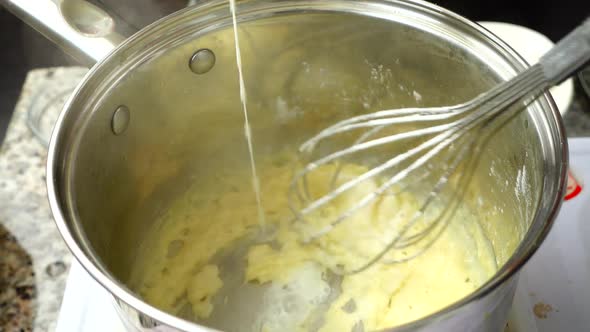 Bechamel Sauce 4