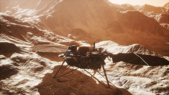 Insight Mars Exploring the Surface of Red Planet alt