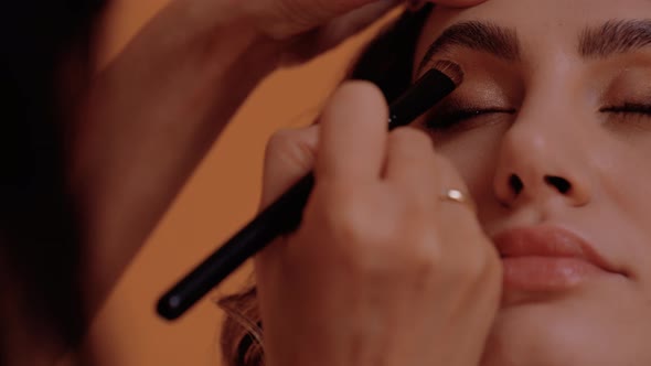 Beautiful Fashion Model gets Make Up