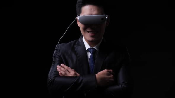 Businessman wearing vr glasses