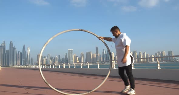 The Palm Jumeirah View on Dubai Marina Wheel Gymnast Performance