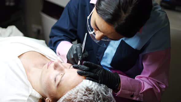 Procedure of Eyebrow Microblading