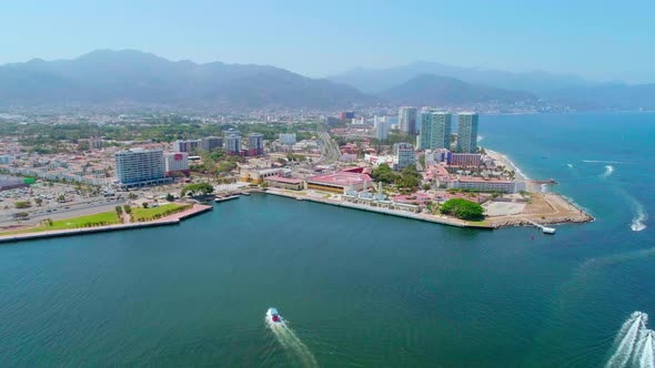 Sea, Sun and Nature in Puerto Vallarta