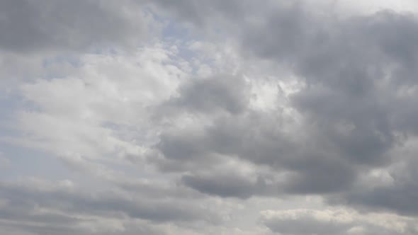 Cloud time lapse, storm, stormy weather, spring season alt