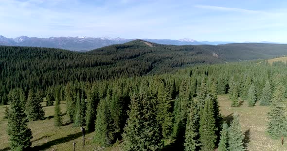 Mountains near Aspen Ski resort are truly amazing.