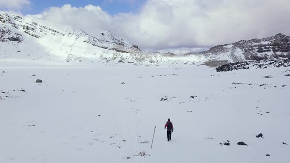 Tongariro Alpine crossing in winter