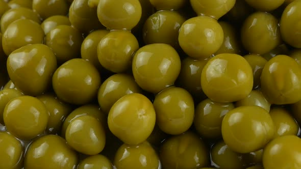 Marinated green peas close up