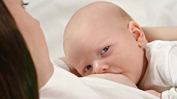 Feeding Baby with Breast Milk